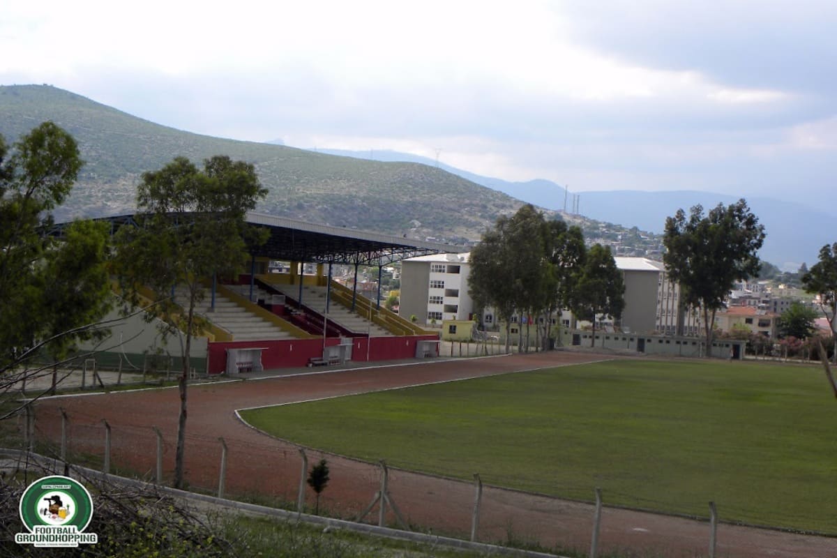 Karaisalı Stadyumu – Adana